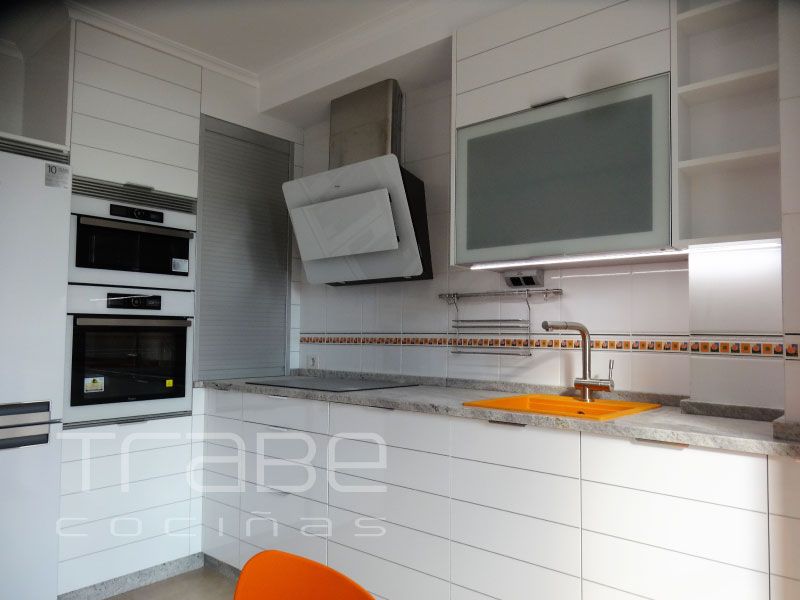 cocinas lugo arabigo laminado brillo 01